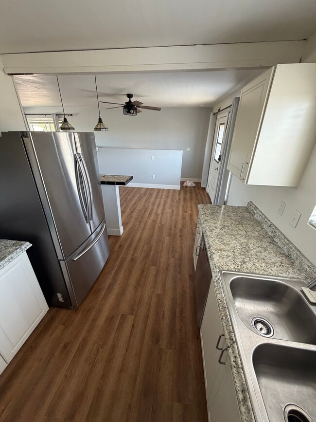 Photo - 2534 Haller St