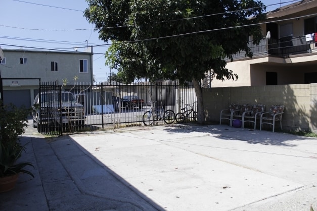 Photo - 1841-1845 Chestnut Avenue