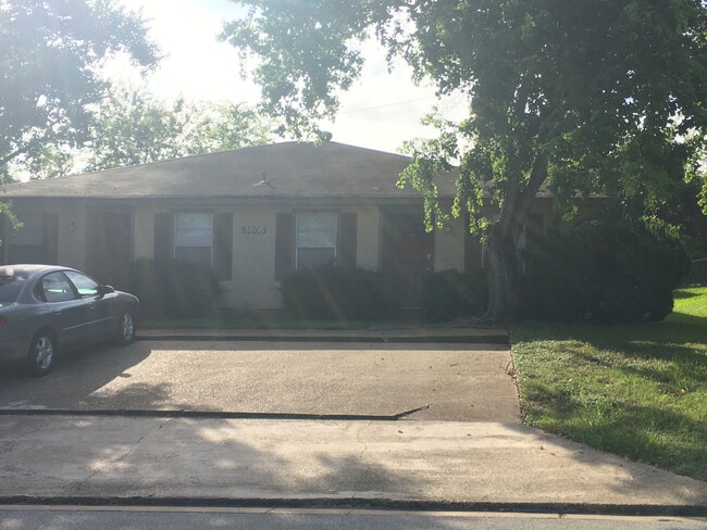 Photo - 3608MN Unidad A