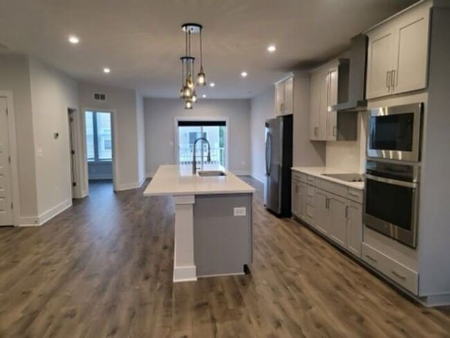 Photo - Like-New, Built in 2022, Gorgeous 2-story 3-Bedroom, 2.5 Bath Condo, located in the heart of Henr...