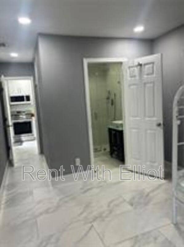 Photo - 2218 Roosevelt St