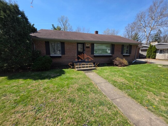 Photo - LARGER RANCH HOME WITH BASEMENT AND FENCED BACKYARD