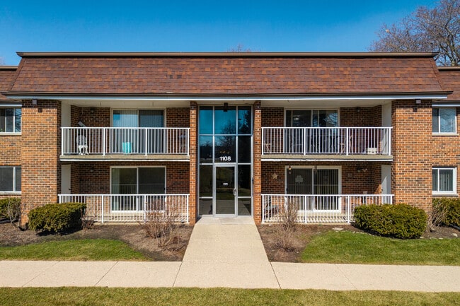 Building Photo - 1108 Mercury Dr Unit 1B