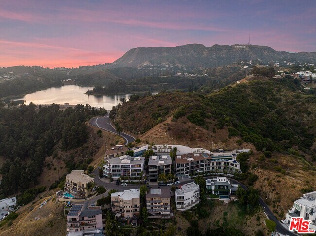 Photo - 6435 Weidlake Dr