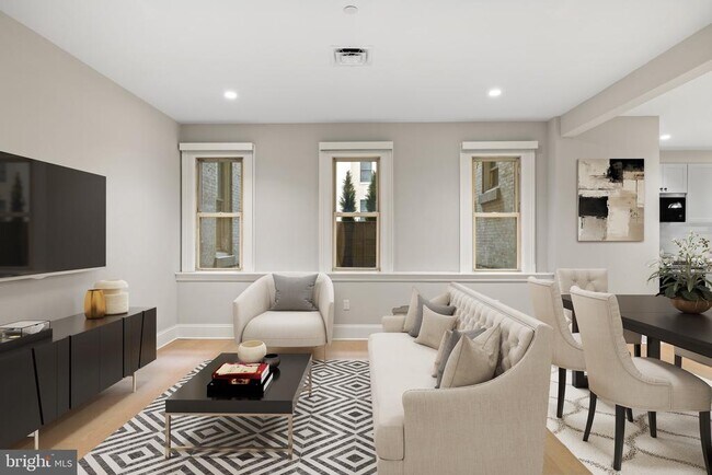 Building Photo - 200 S Broad St Unit 206