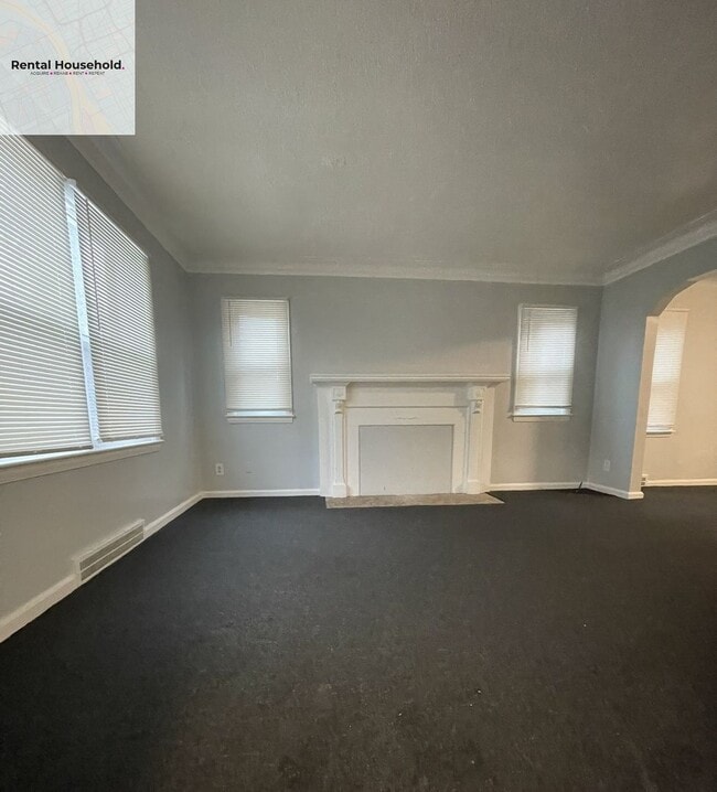 Photo - Beautiful 4 Bedroom Colonial Home-Section 8 ONLY