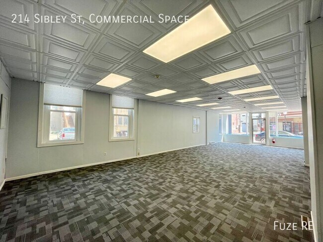 Photo - 214 Sibley St
