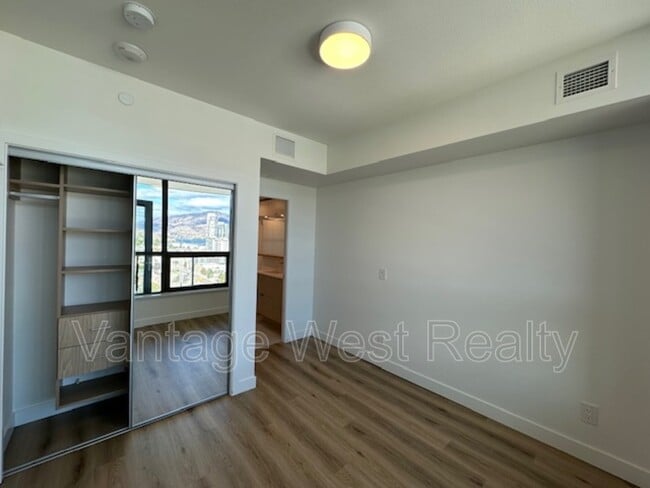 Photo - 1488 Bertram St