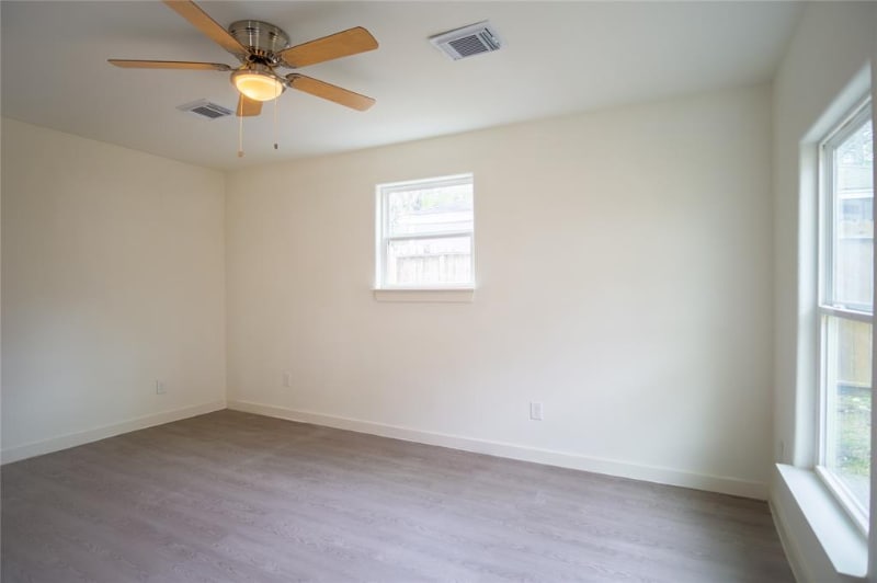 Photo - 6520 Sidney St Unidad C