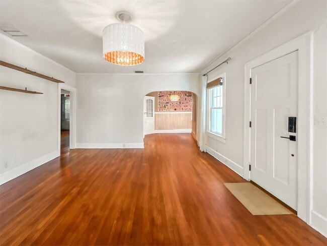 Photo - Lovely Home for Rent with Fireplace & Fully Fenced Yard– 2Bed | 2Bath