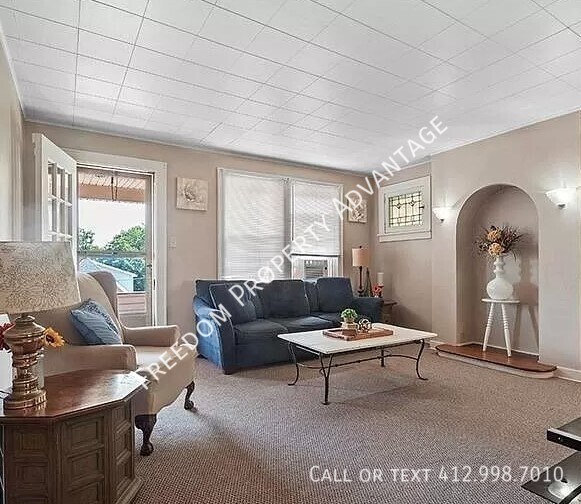 Photo - 3112 Elroy Ave Unit 2