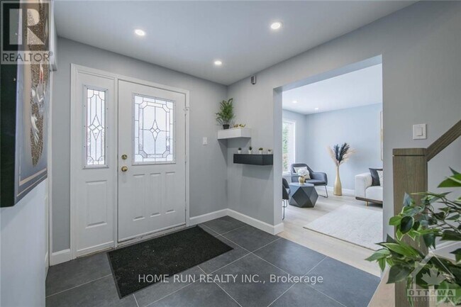Photo - 27 Springwood Cir