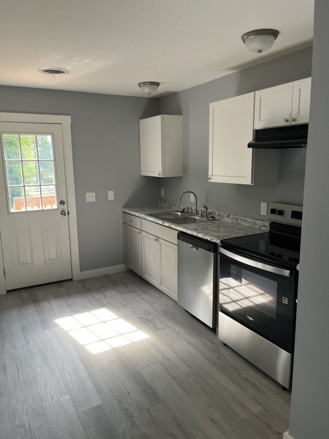 Photo - 1451-1457 Silver City Road Unidad 1451