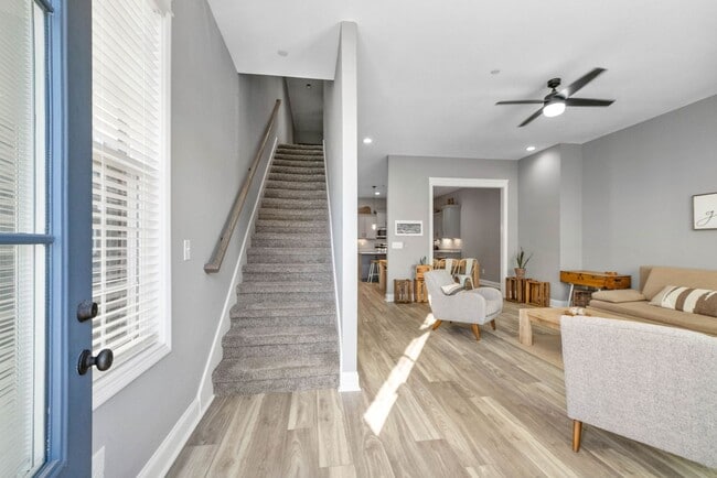 Photo - 132 Savannah Ave