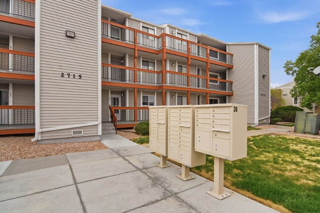 Photo - $1,495.95 - 1 Bed, 1 Bath Updated Unit in Westminster with In Unit Washer/Dryer! Unit #22