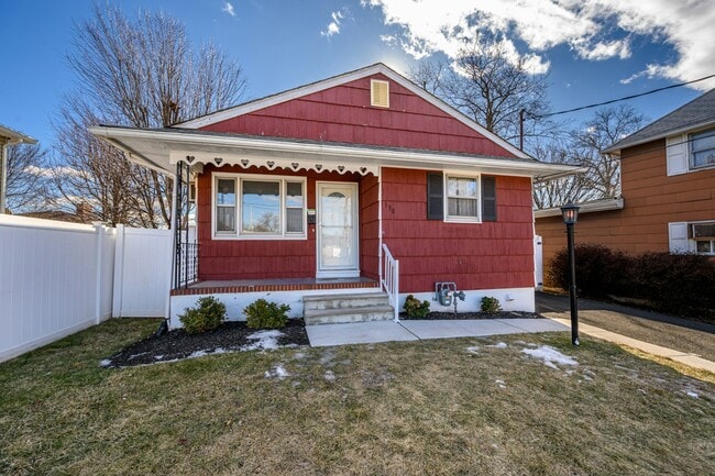 Photo - 130 Lincoln Ave