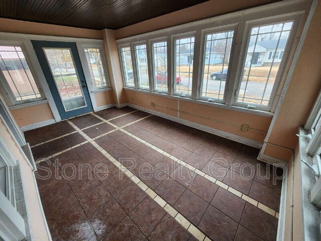 Photo - 235 S 24th St