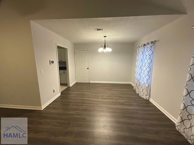 Photo - 1434 Paul Caswell Blvd