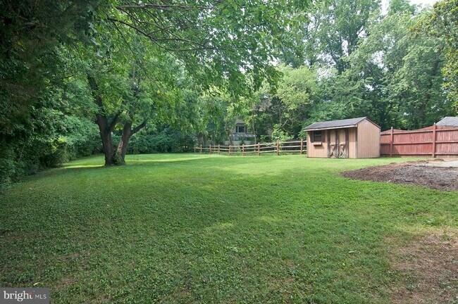 Photo - 5504 Beech Ave