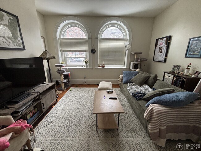 Photo - 1595 Beacon St Unit 2