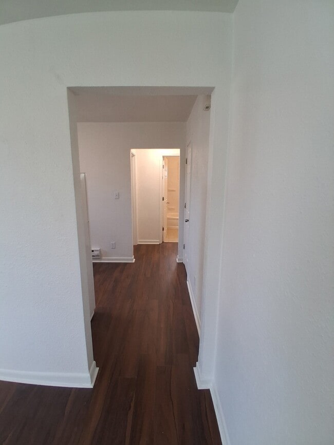 Photo - 1221 W Atkinson Ave