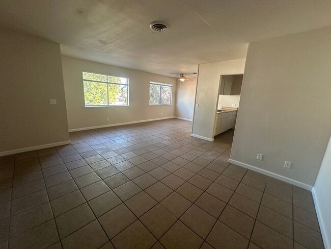 Photo - 1316 Hobart Dr Unit #3