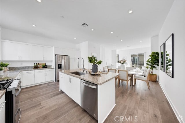 Building Photo - 1611 W Cara Dr Rental