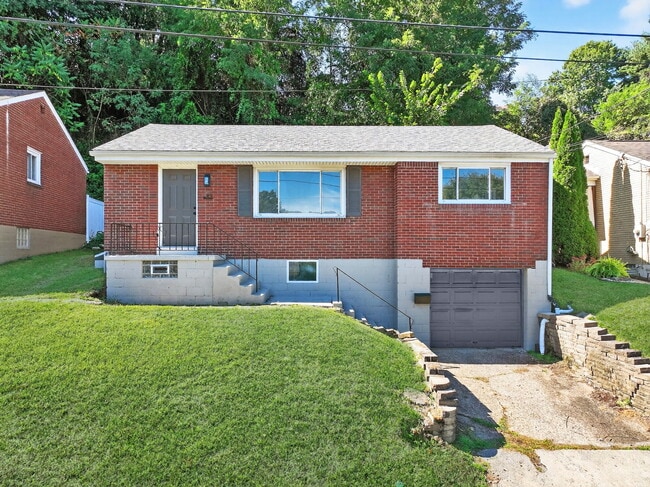 Building Photo - 83 Cedar Ave