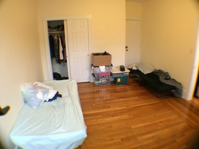 Photo - 19 Fairbanks St Unit 33