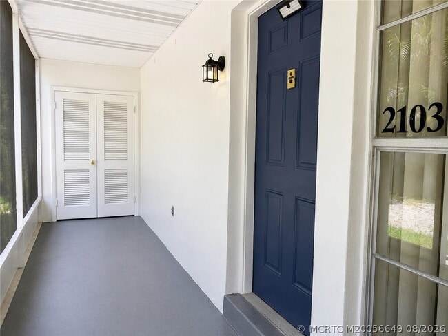 Photo - 2103 SE Edler Dr