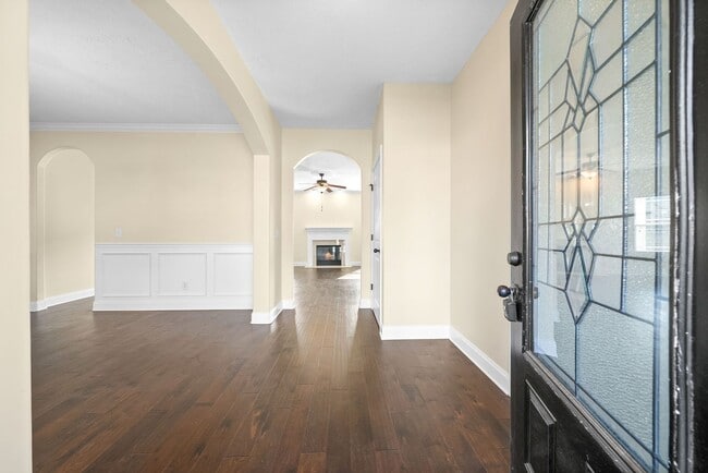 Photo - Pet Friendly Four Bedroom with Bonus!