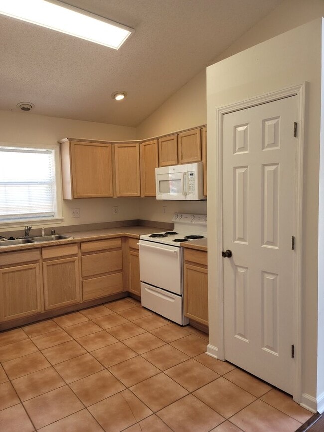 Photo - Beachside Living in Surfside – 3BR/2BA Cor...