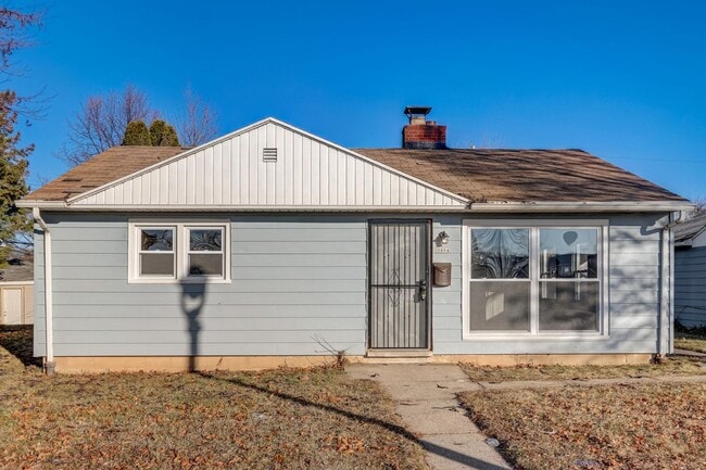 Building Photo - 5804 W Silver Spring Dr Rental