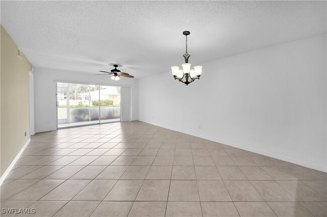 Building Photo - 600 Squire Cir Unit 103