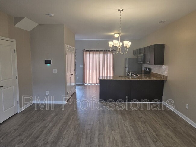 Photo - 4109 George Buchanan