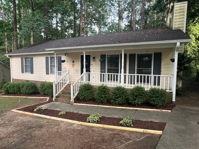 Building Photo - Charming 3BR House in Raleigh