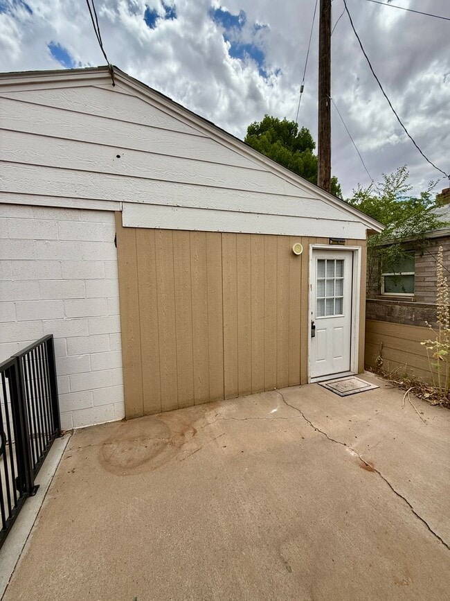 Photo - Charming 1 bedroom for Rent in the Heart o...