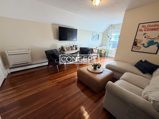 Photo - 23 Forest Hills St Unidad 3