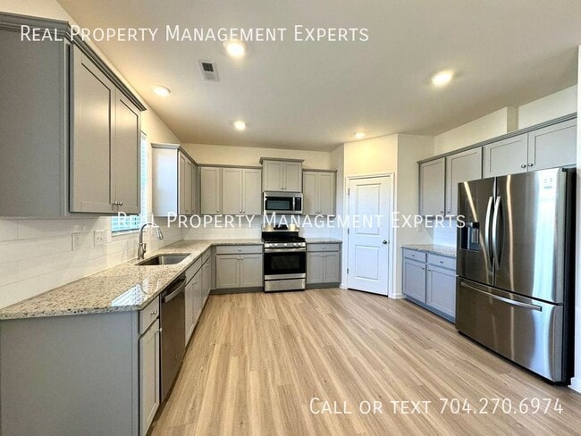 Photo - 3415 Selwyn Landing Dr