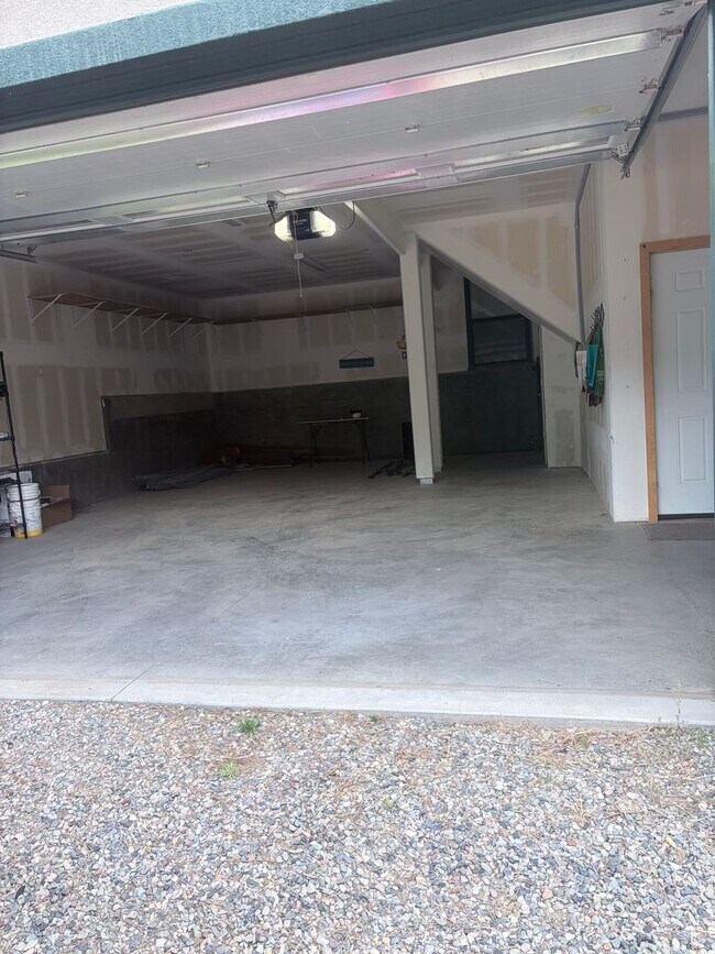 Photo - 1679 Rosalie Dr