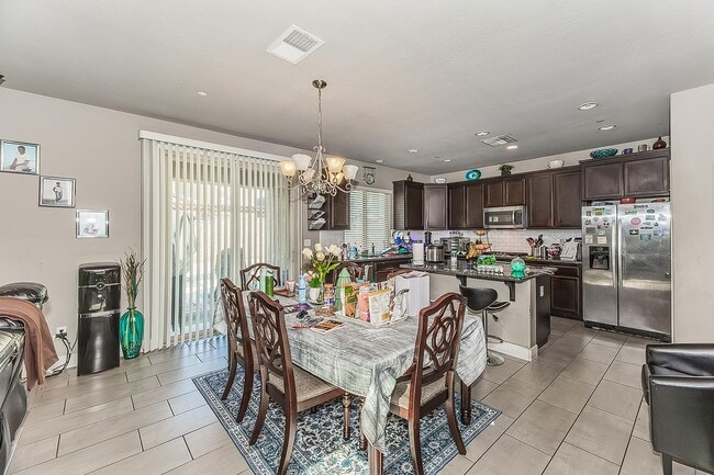 Photo - 3549 Taylor Ln