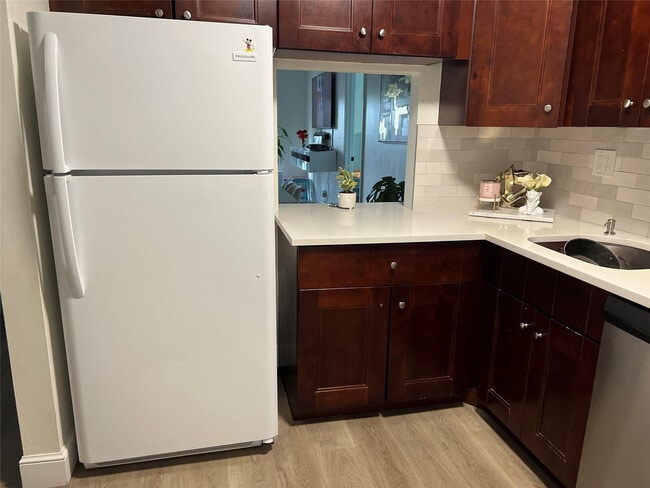 Photo - 1061 NW 45th St Unidad 8