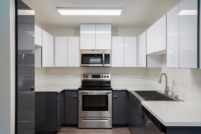 Photo - West Fifth Apartments