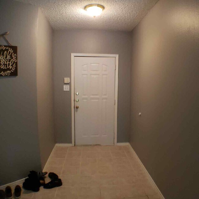 Photo - 8206 Talkenhorn