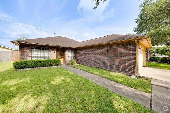 Building Photo - 12914 Townwood Dr Rental
