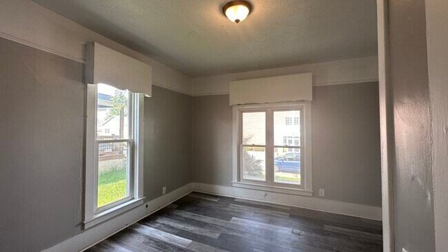 Bedroom - 712 Poplar St Unit 1