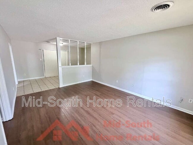 Photo - 4147 Hallview Dr