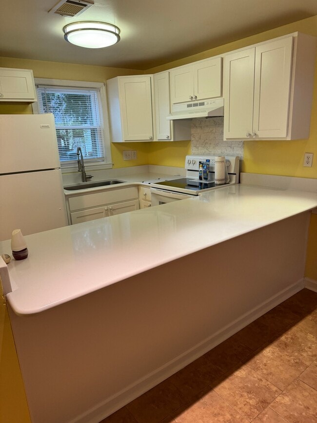 129 Village Walk