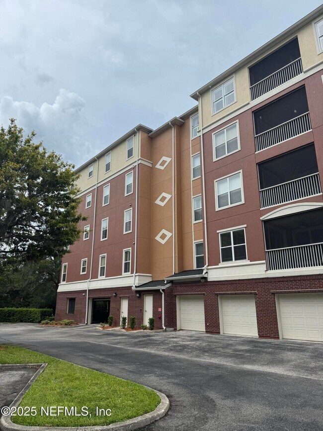 Photo - 4480 Deerwood Lake Pkwy Unit 424