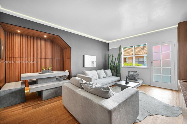 Photo - 736 13th St Unit 207